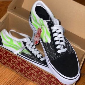 FLAME OLD SKOOL VANS